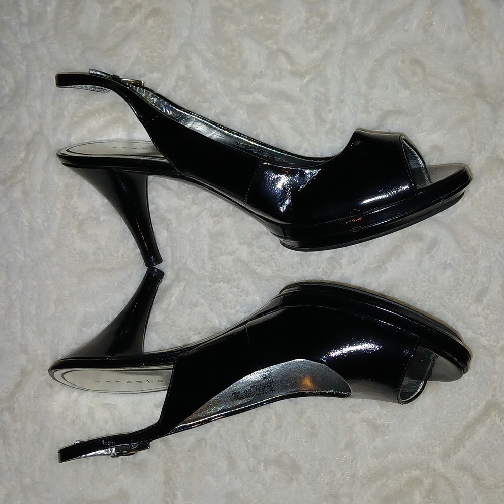 Metaphor Open Toe Slingback Black Heels, sz 10M